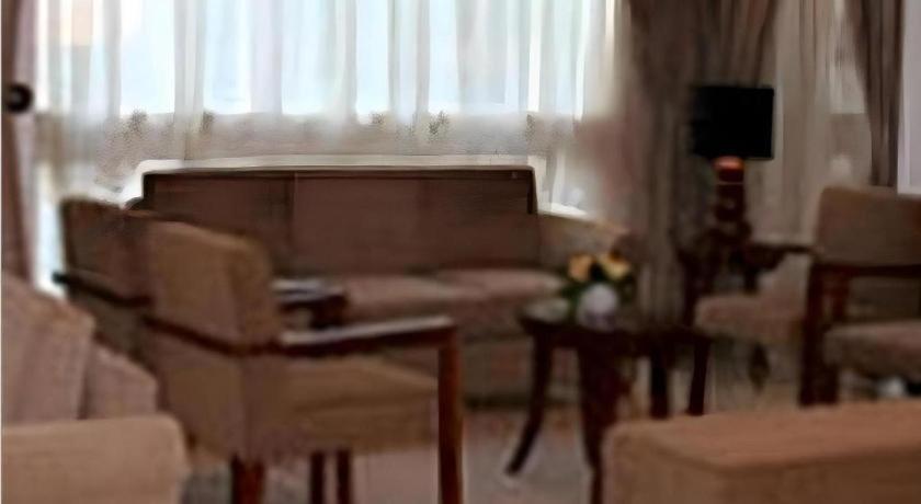 Hotel Le Beringin Salatiga Zewnętrze zdjęcie